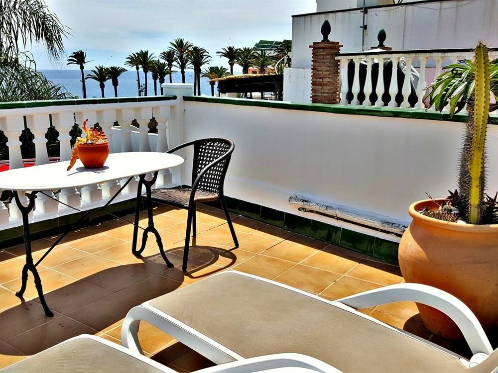 Villa Carabeo Nerja Dış mekan fotoğraf